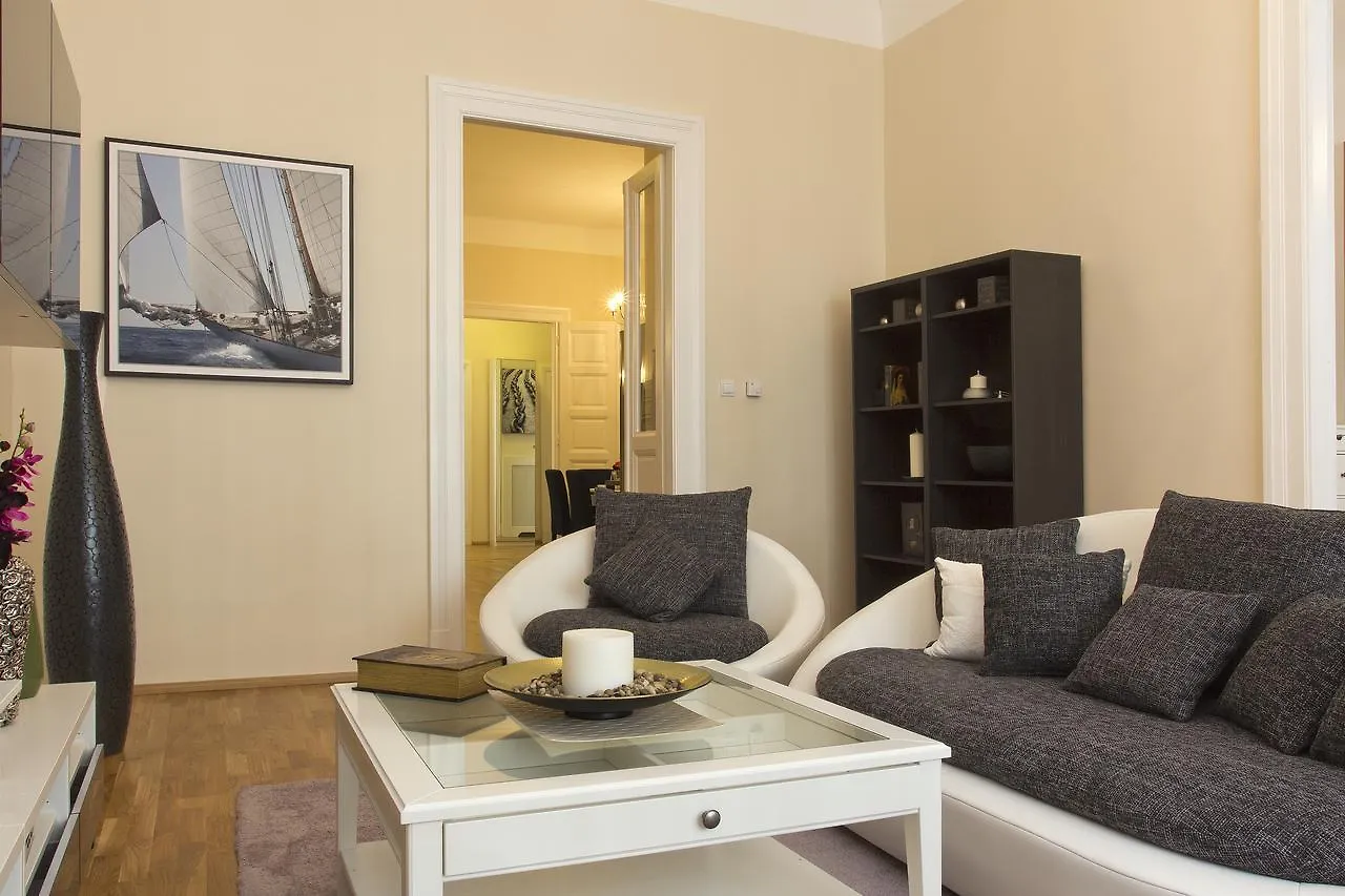 Vaci 12 Apartment Budapest Hungría