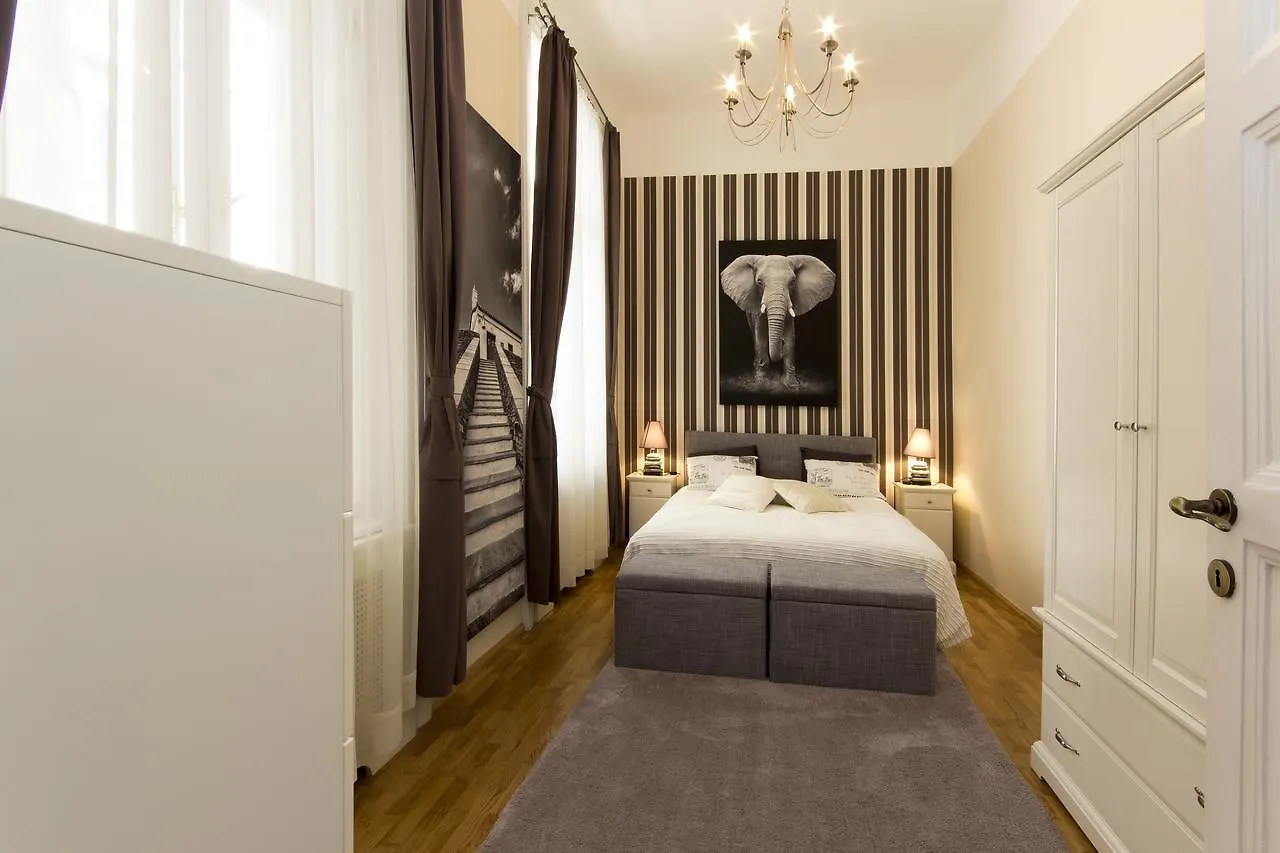 Vaci 12 Apartment Budapest Hungría